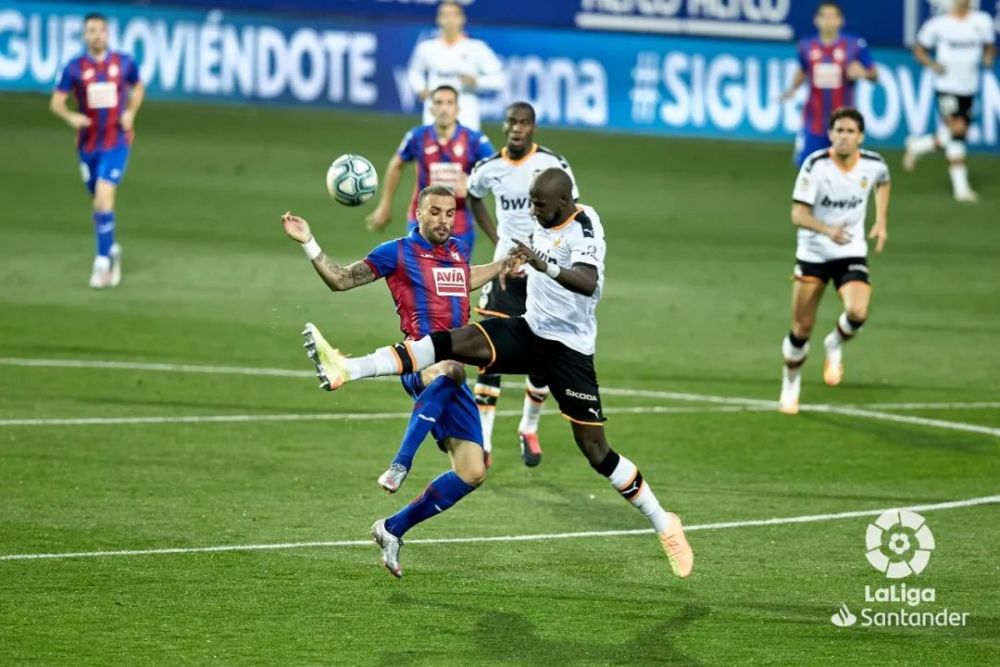 B体育新闻-埃瓦尔小胜获胜，保级大计取得胜利的简单介绍