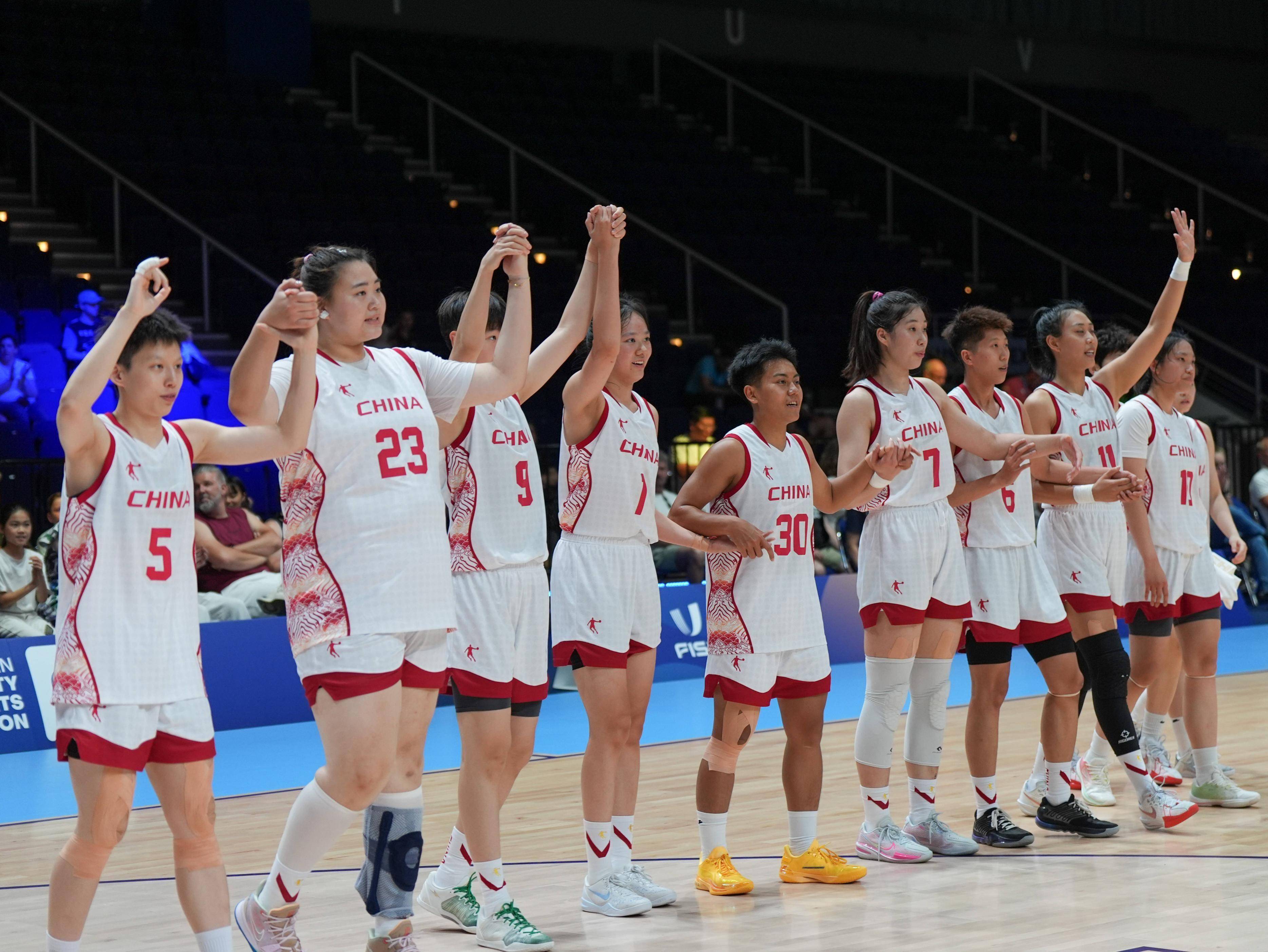 B体育网页版登录入口-比赛中球队换上年轻球员，拥有新鲜血液