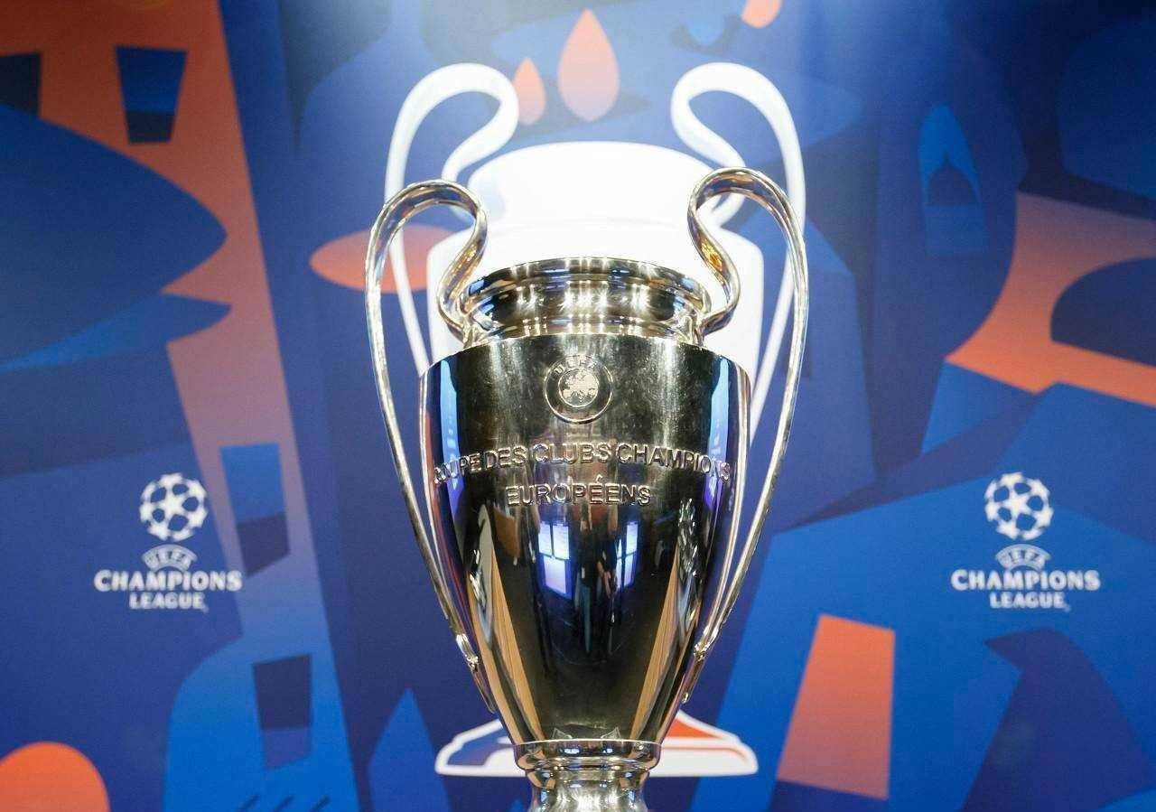 荷兰劲旅绝地反击,剑指欧冠冠军 荷兰劲旅绝地反击,剑指欧冠冠军