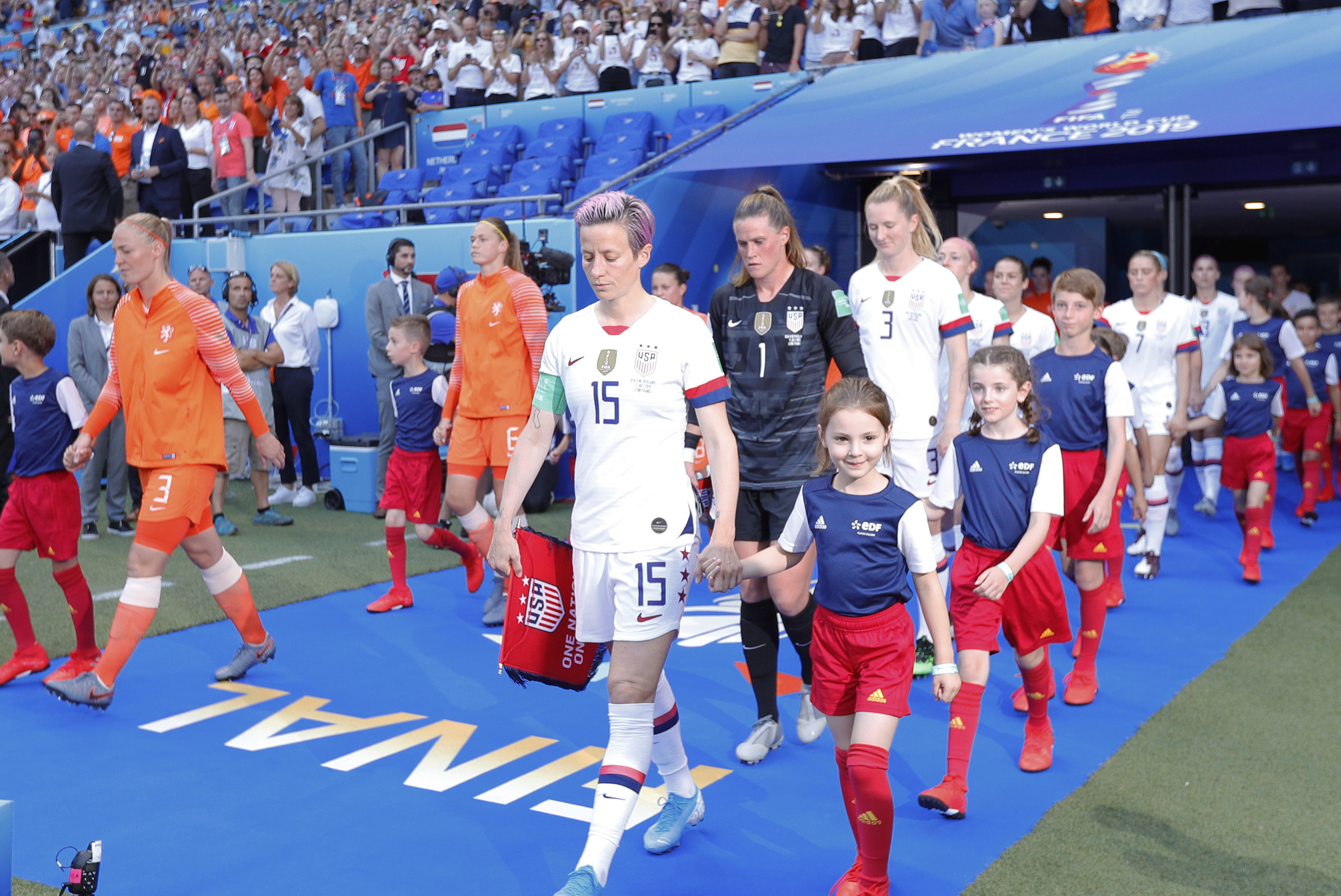 荷兰队以小组第一身份晋级决赛圈,实力备受认可的简单介绍 荷兰队以小组第一身份晋级决赛圈,实力备受认可的简单介绍