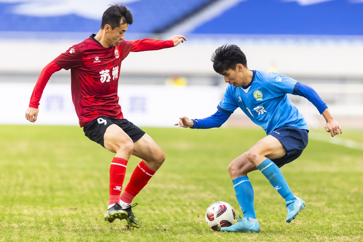 包含联赛激烈对决，球员精神面貌焕然一新拼尽全力的词条