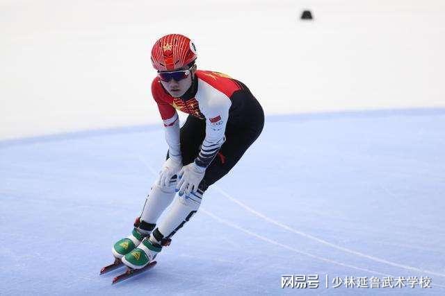 战之极限!球队困难重重拼尽全力!的简单介绍 战之极限!球队困难重重拼尽全力!的简单介绍