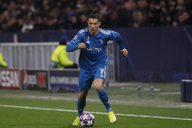 戈丁加盟利物浦，球迷：期待他的表现能继承传奇后防衣钦荣光