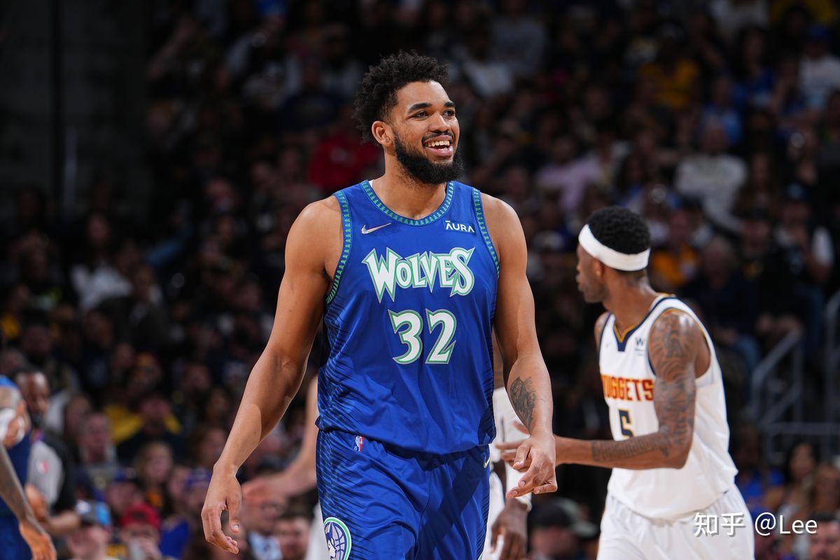 关于凯尔-费尔德球员获得赛季MVP，成为引领球队重返巅峰的核心的信息