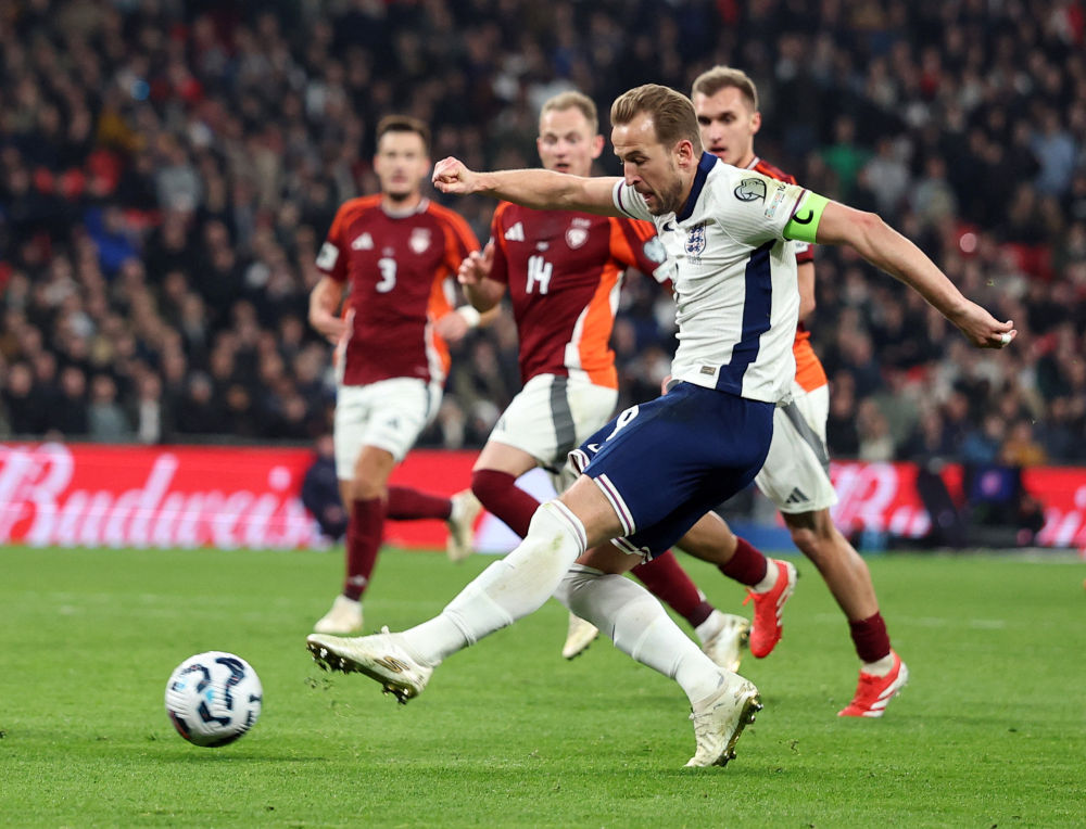 B体育官网app-波兰惊险胜出，挺进欧国杯四强