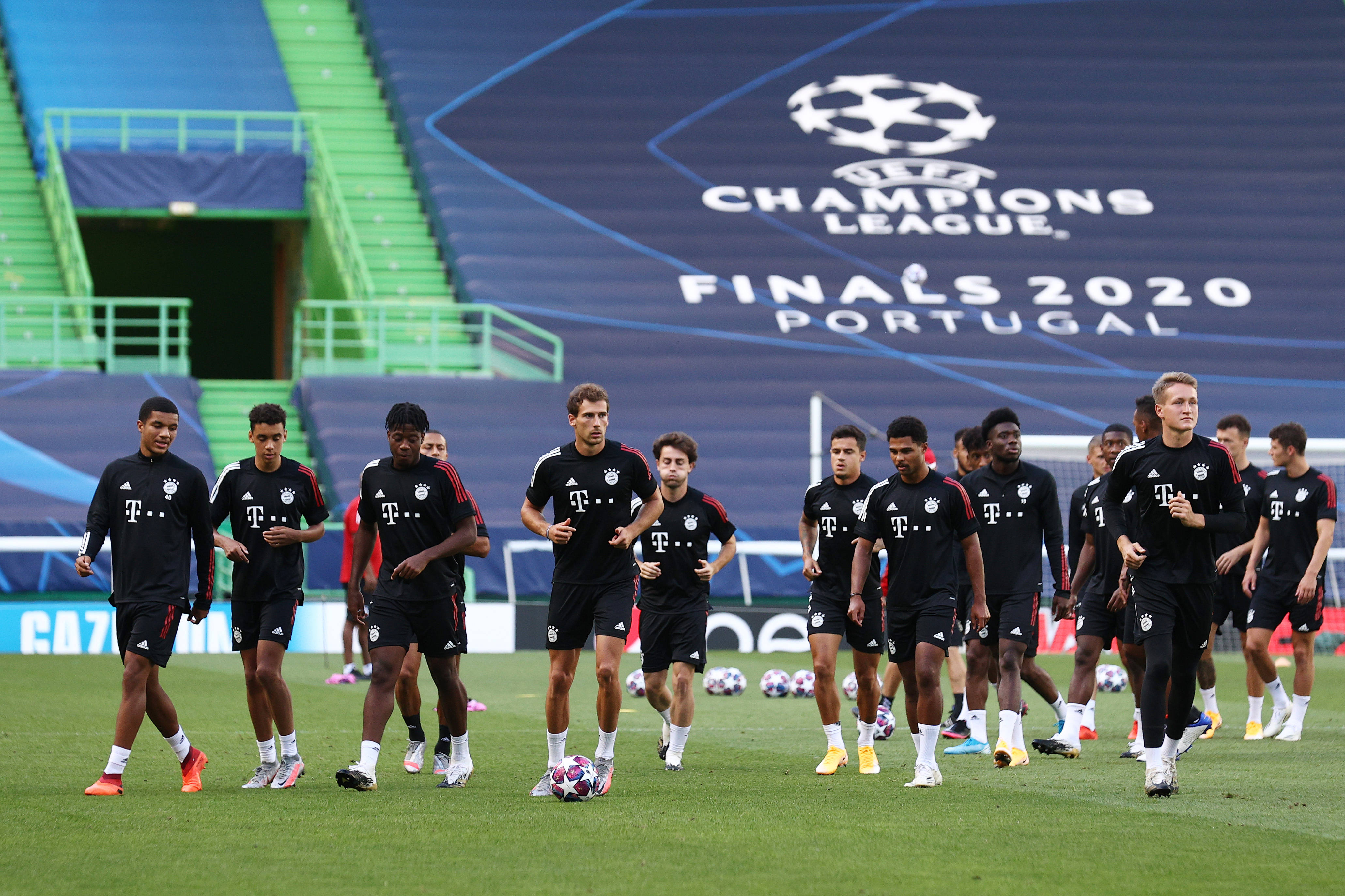 拜仁慕尼黑集训备战欧洲足坛赛场的简单介绍