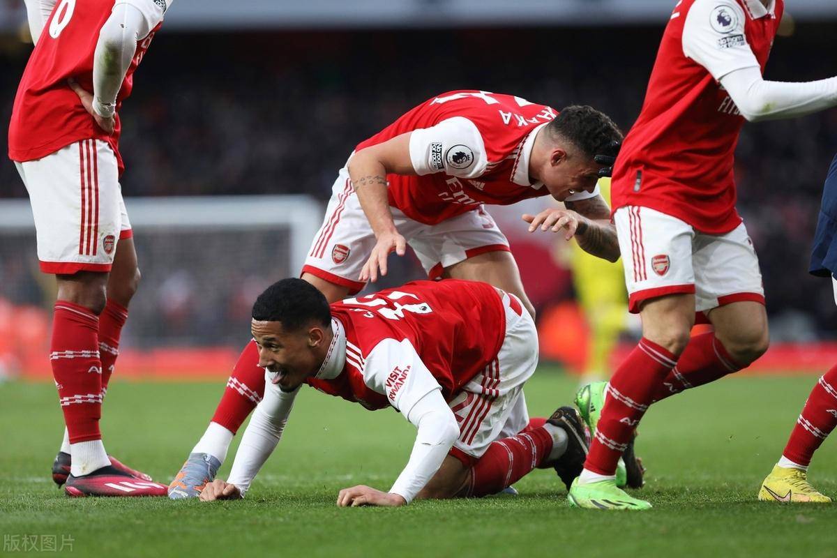 包含阿斯顿维拉vs伯恩茅斯，双方将上演激烈对决！的词条