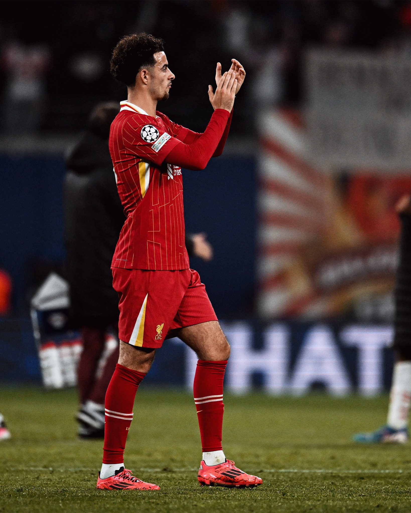 包含利物浦胜利击败马德里竞技令球迷振奋的词条 包含利物浦胜利击败马德里竞技令球迷振奋的词条